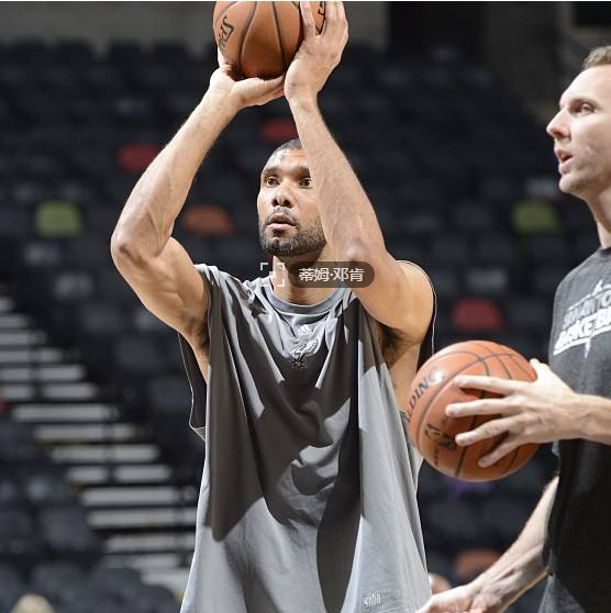 一个响彻足 一个响彻足