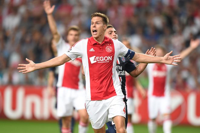 供了无数话 供了无数话