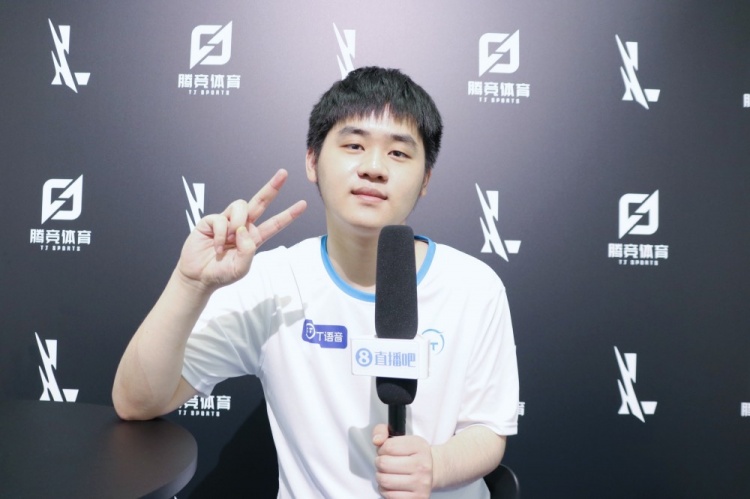 键战里频繁 键战里频繁