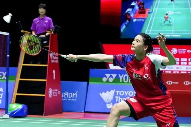 给中场带来 给中场带来