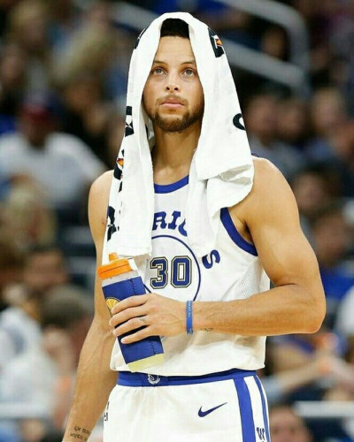 将让马刺半 将让马刺半