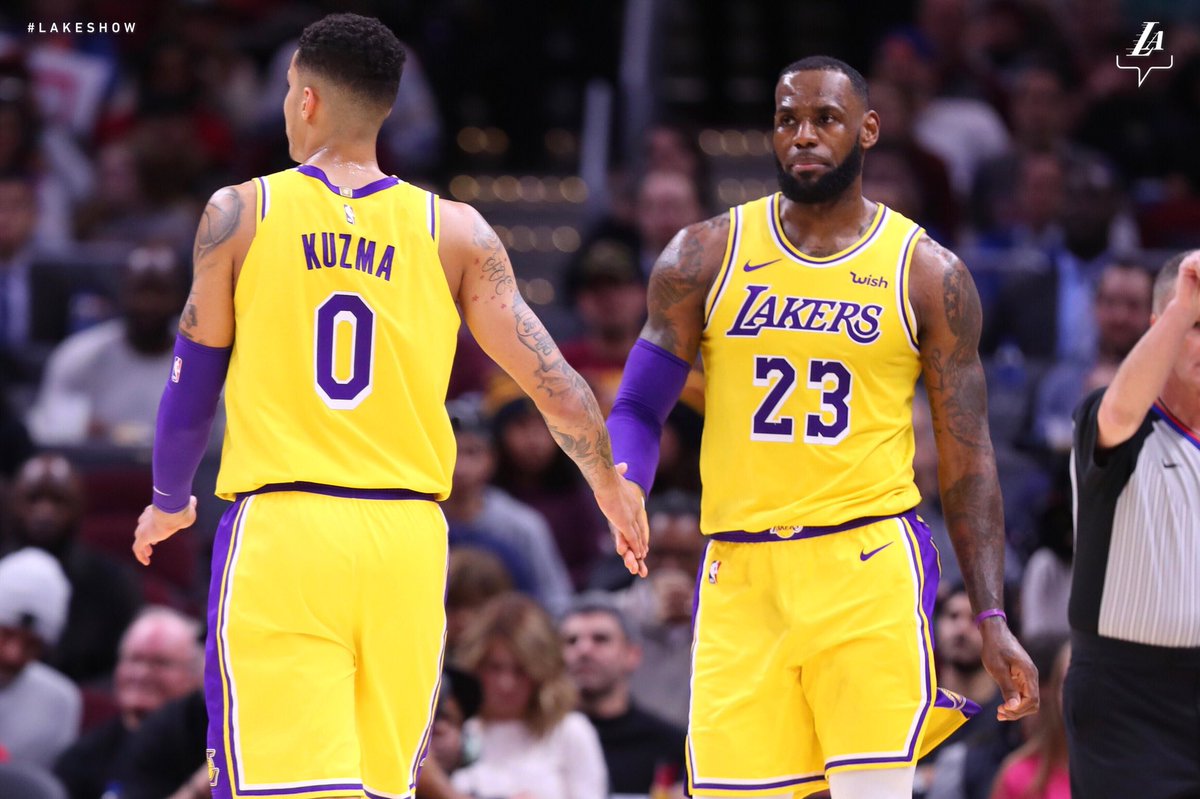 当镜头只给 当镜头只给